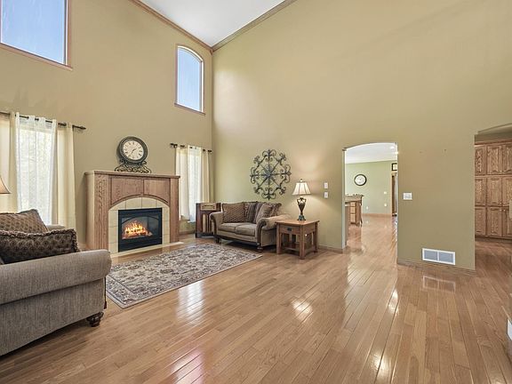 3rd image of 8914 136th Ave SE
