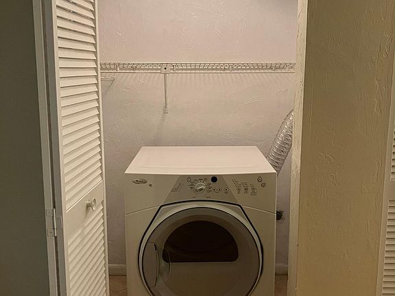 5th image of 85 SE 16th Ave APT F103