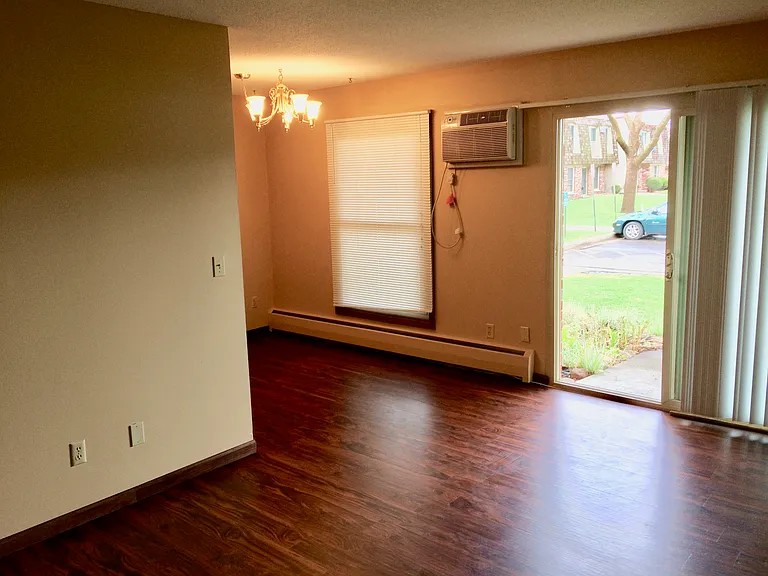 901 11th Ave S #4 — Photo 18