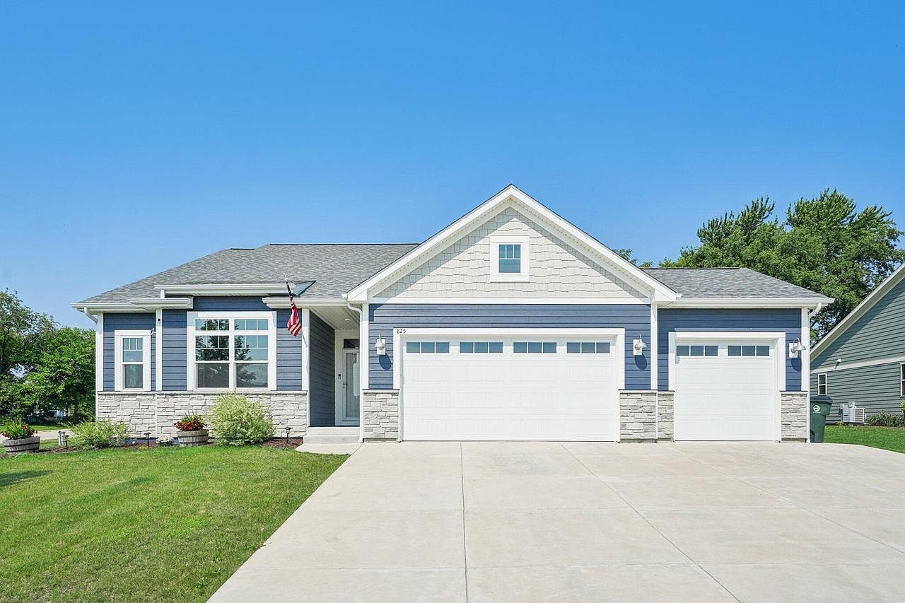 825 Fairway DRIVE, Twin Lakes, WI 53181 | Zillow