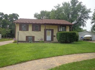 2521 W 18th St, Davenport, IA 52804
