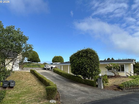 4th image of 1601 Rhododendron Dr Space 558