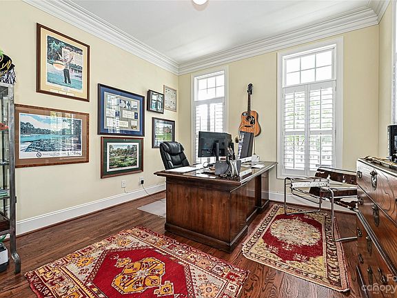 5th image of 9308 Ginhouse Ln