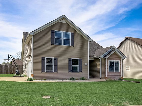 2nd image of 1301 Shockey Dr