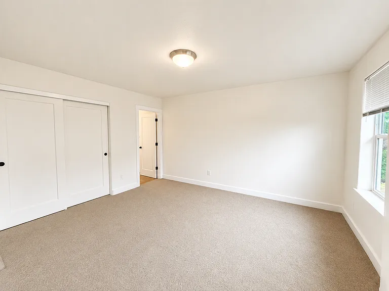 1742 SW 58th Ave — Photo 8