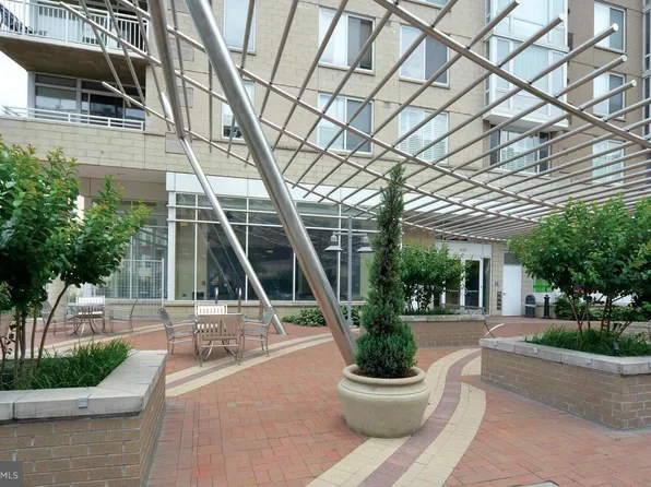 930 Wayne Ave APT 1310, Silver Spring, MD 20910