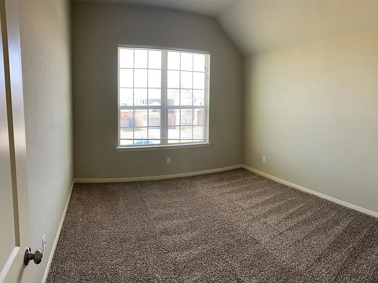 3503 Rusack Dr — Photo 9