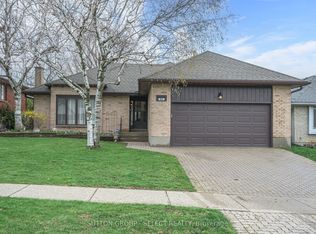 260 Village Green Ave, London, ON N6J3Z6