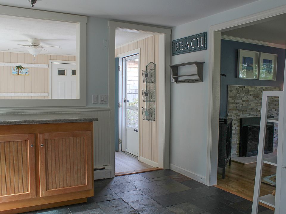2nd image of 55 Witchwood Rd