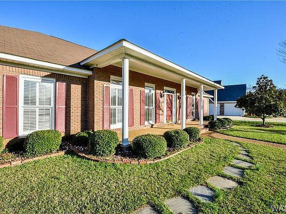 3rd image of 9869 Belmont Ln