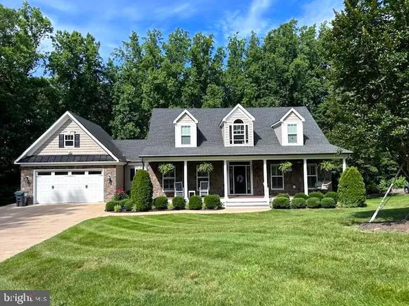 307 Greenwood Dr, Fredericksburg, VA 22405