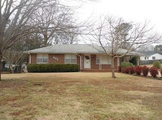 621 Brookwood Dr, Thomaston, GA 30286