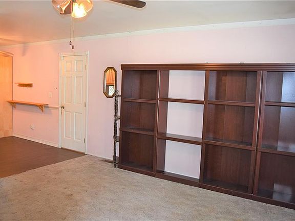 4th image of 1066 Mystic Ln
