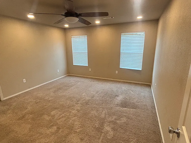 3020 Beechwood Dr — Photo 36