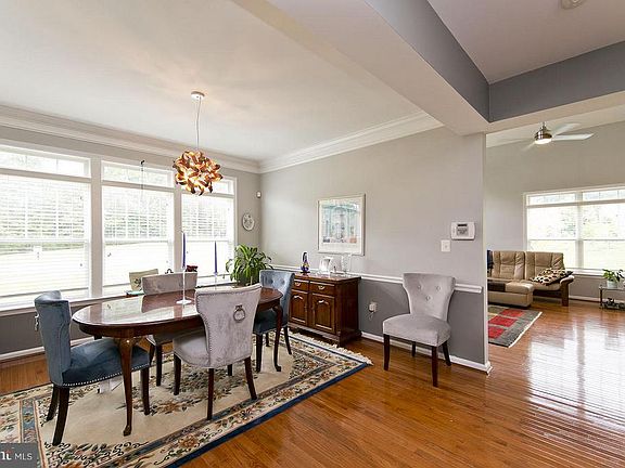 3rd image of 101 Grebe Dr