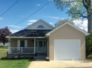 3144 McClelland St, Ashland, KY 41102