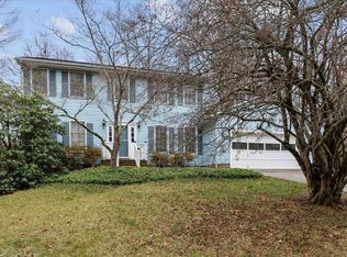 2905 Stradford Ln NW, Blacksburg, VA 24060