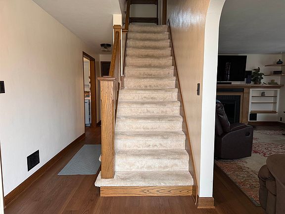 4th image of 1727 S Lawe St