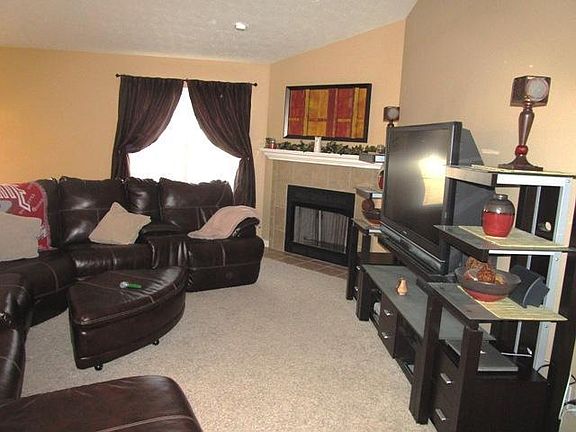 4th image of 106 Magnolia Cir