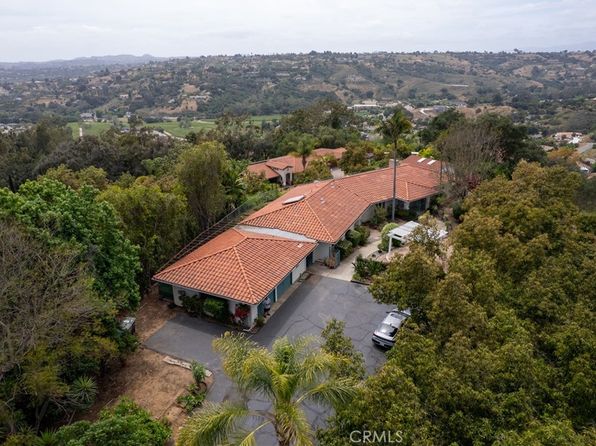 2918 Los Campos Dr, Fallbrook, CA 92028