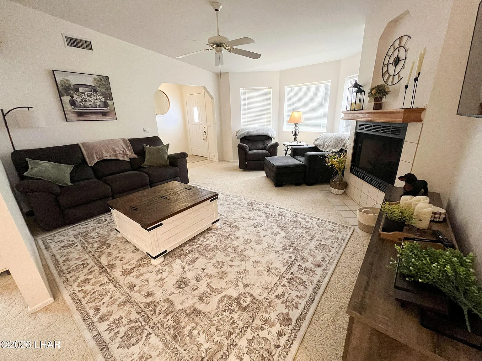 3 bed, 3.0 bath, 1539 sqft, $1,900 — Photo 4
