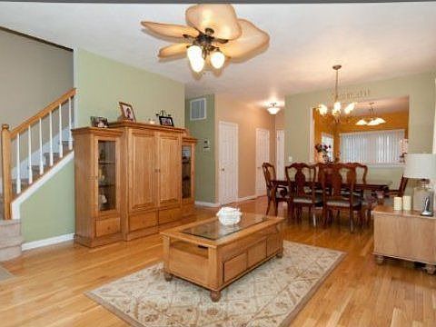 5th image of 418 Mystic Way