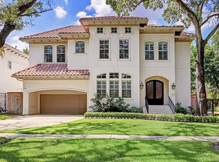 4711 Linden St, Bellaire, TX 77401