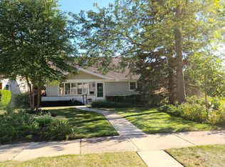 835 S Golf Cul De Sac St, Des Plaines, IL