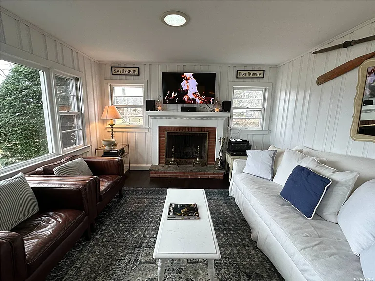 1100 Pine Ave — Photo 11