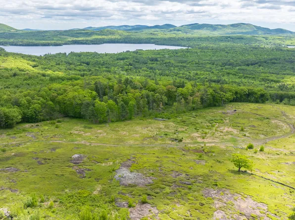 983 Barrett Hill Road, Union, ME 04862