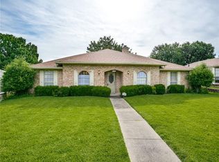 306 Doral Pl, Garland, TX 75043