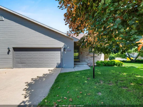 N1838 Hyacinth Ct, Greenville, WI 54942