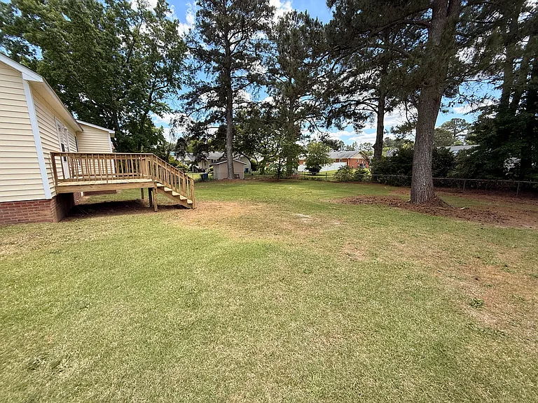 1901 Friendly Rd — Photo 2