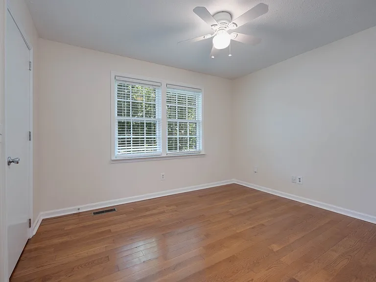 2604 Belcourt Ave #B — Photo 20
