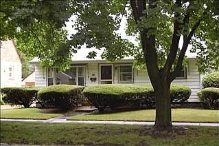 1st image of 251 N Wilmette Ave