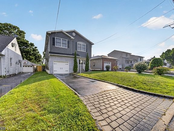 2nd image of 2837 Wickersham Ave
