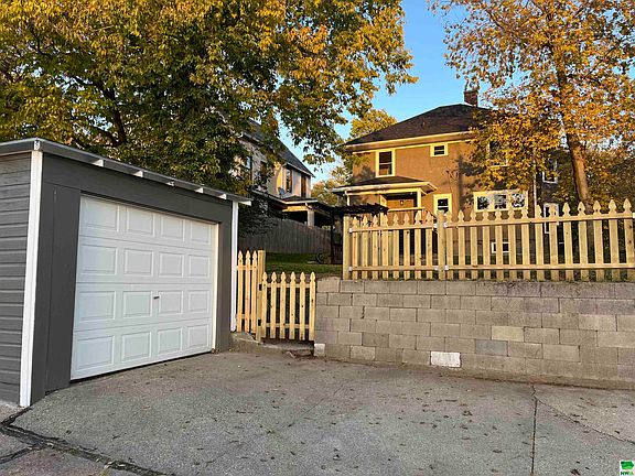 5th image of 2811 Jennings St