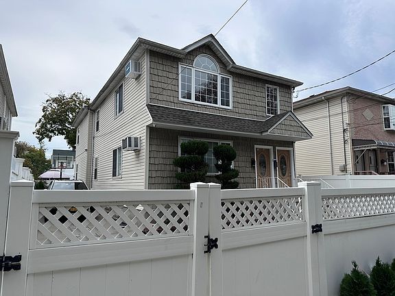 2nd image of 13220 Bennett Ct #2