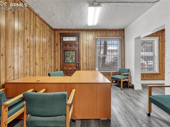 denver-colorado-444454095 picture