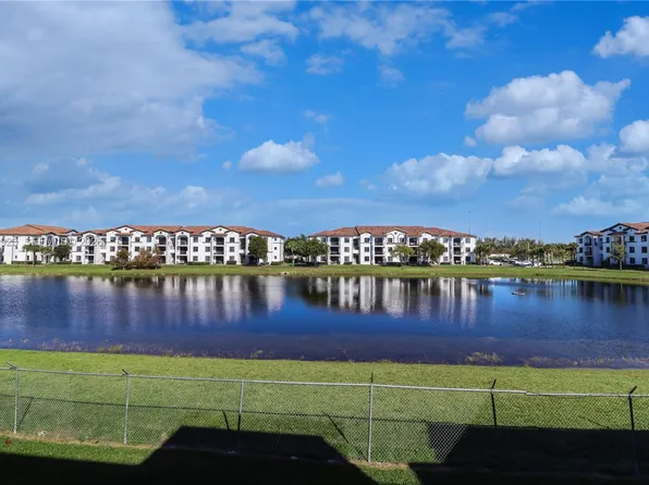 9373 Fontainebleau Blvd APT K234, Miami, FL 33172