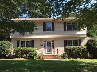 3813 Willowood Dr, Charlotte, NC 28210