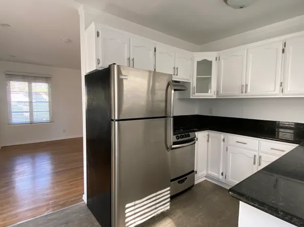 11508 Rochester Ave #1/4, Los Angeles, CA 90025