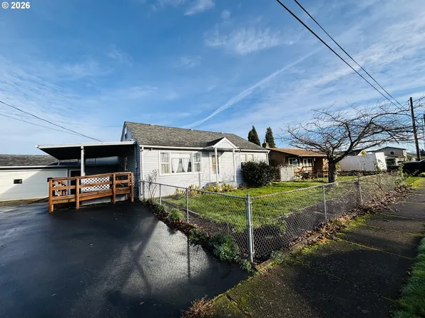 3800 E St, Springfield, OR 97478