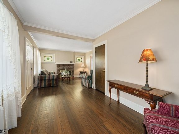 5th image of 23 William St