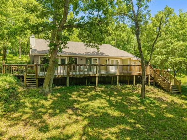 8919 S Hardsaw Rd, Lone Jack, MO 64070