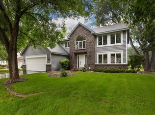 16812 Weston Bay Rd, Eden Prairie, MN 55347