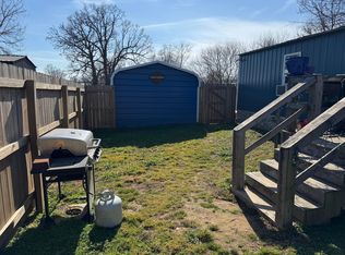 208 Cass Avenue, Exeter, MO 65647