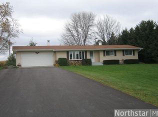 435 Golf Course Ln, Ellsworth, WI 54011