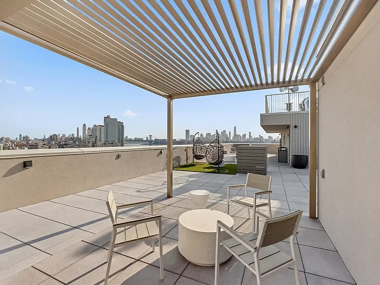 16 West St #W305 — Photo 20