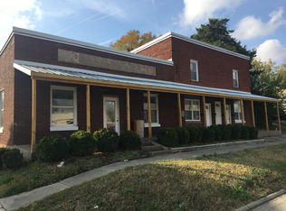 205 N Mill St APT 1, Harrisburg, IL 62946